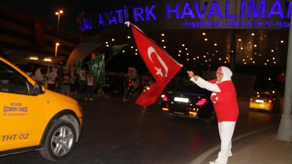 ATATÜRK HAVALİMANI’NDA 15 TEMMUZ NÖBETİ