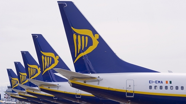 RYANAIR, BOEING’E REST ÇEKTİ