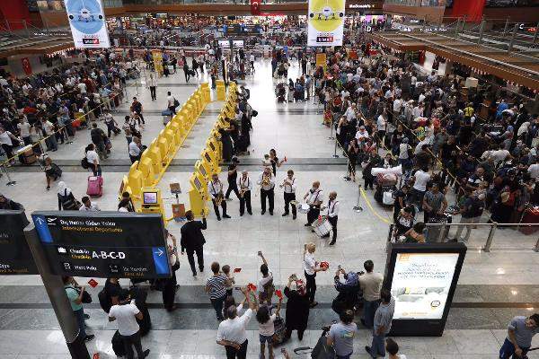 SABİHA GÖKÇEN’DE 30 AĞUSTOS COŞKUSU