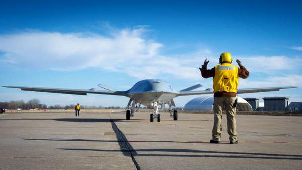 BOEİNG’DEN TANKER DRONE