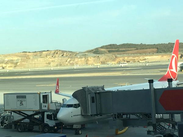 İSTANBUL HAVALİMANI’NDA YOLCU KÖPRÜ ÜCRETLERİ BELİRLENDİ