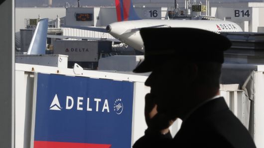 PİLOTU ALKOLLÜ ÇIKAN UÇAĞIN SEFERİ İPTAL EDİLDİ!