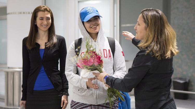 TAYLAND’DA ALIKONULAN SUUDİ KADIN KANADA’DA