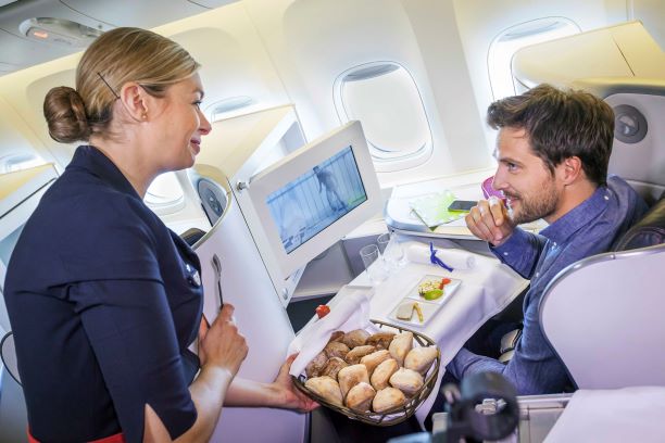 AİR FRANCE UÇAKLARINDA ÜNLÜ ŞEFLERİN YEMEKLERİ SUNULACAK!