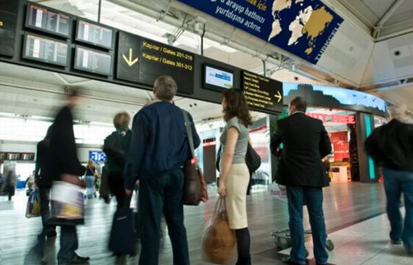 YILIN İLK İKİ AYINDA 3,2 MİLYON TURİST GELDİ