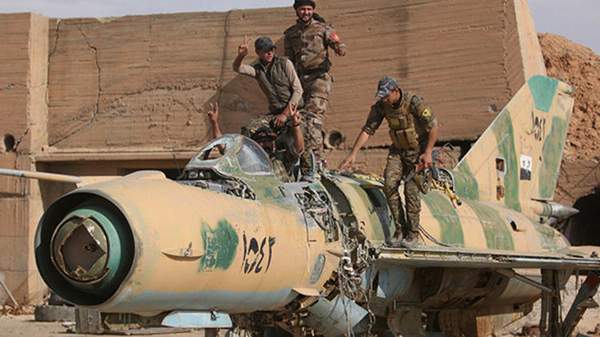 TERÖR ÖRGÜTÜ HURDA UÇAKLARI IRAK’A TAŞIYOR!