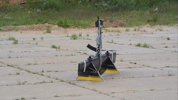 TÜFEK BAĞLI İHA BAŞKA HAVA ARACINI VURDU (VİDEOLU)