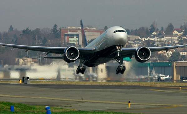 DÜNYANIN EN YOĞUN UÇUŞ HATLARI
