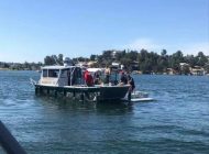 ELEKTRİK TELLERİNE ÇARPAN UÇAK GÖLE DÜŞTÜ!