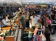 HAVALİMANLARI BAYRAMDA DOLDU TAŞTI!