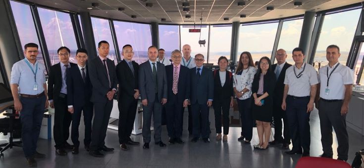 SİNGAPUR HEYETİ İSTANBUL HAVALİMANI’NI GEZDİ!