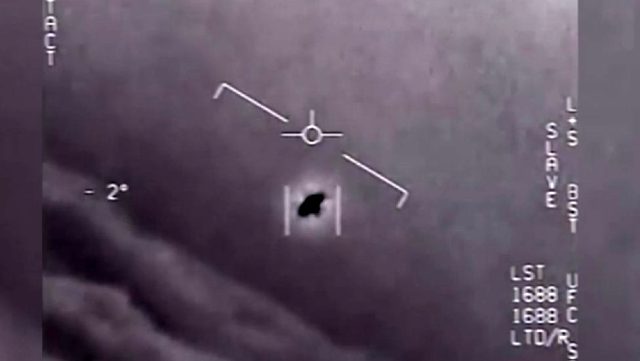 ABD DONANMASI UFO VİDEOLARININ VARLIĞINI KABUL ETTİ!