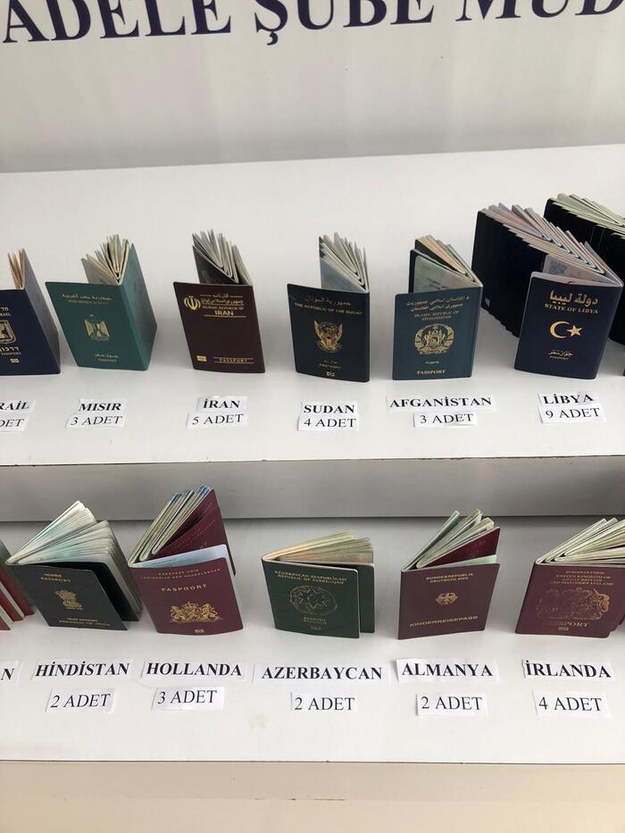 HAVALİMANI’NDA ‘KAÇAK GÖÇMEN’ OPERASYONU!