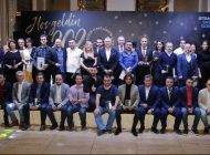 SABİHA GÖKÇEN’DE 10’UNCU YILINI DOLDURAN ÇALIŞANLARA PLAKET