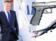 UÇAKTA SİLAH PANİĞİ !