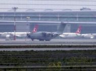 İNGİLİZ KARGO UÇAĞI SAĞLIK EKİPMANLARI İÇİN İSTANBUL’DA