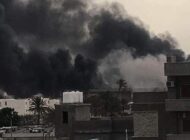 MİTİNGA HAVALİMANI BOMBALANDI, İKİ UÇAK HASAR GÖRDÜ