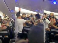 MASKE TAKMATI REDDEDEN KADIN YOLCU UÇAKTA KAVGA ÇIKARDI