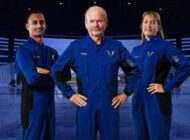 İLK TİCARİ UZAY SEYAHATİNİN ÜNİFORMALARI BELLİ OLDU