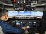 LİSE BAHÇESİNDEN HAVALANAN UÇAK DÜNYAYI GEZİYOR