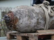 HAVALİMANI YAKININDA PATLAMAMIŞ BOMBA BULUNDU