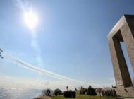 TÜRK YILDIZLARI ÇANAKKALE SEMALARINDA