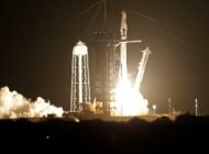 MUSK’IN SPACEX’İ 4 ASRRONOTU UZAYA GÖNDERDİ