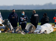 PARİS’TE TURİSTLERİ TAŞIYAN UÇAK DÜŞTÜ: 4 ÖLÜ