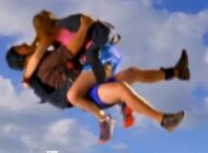 PARAŞÜTTE SEKS FANTEZİSİ KÖTÜ BİTTİ