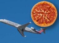 SEFER GECİKİNCE PİLOT YOLCULARA PİZZA ISMARLADI