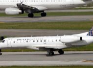 TARTIŞMA NEDENİYLE KALKIŞ YAPAN UÇAKTAN ATLADI