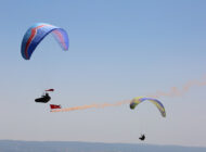 GÖKYÜZÜNDE TÜRK BAYRAĞI VE ATATÜRK POSTERİ ASTILAR