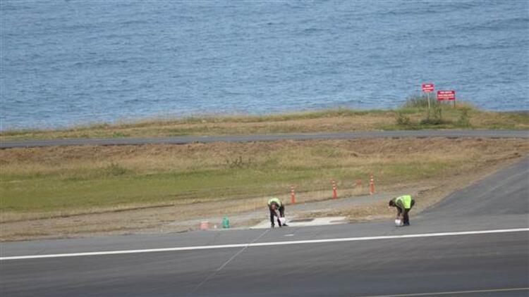 TRABZON HAVALİMANI’NDA PİST ÇATLADI! UÇUŞLAR İPTAL EDİLDİ