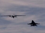 AKINCI TİHA VE F-16 İLK KEZ YAN YANA UÇTU (videolu)