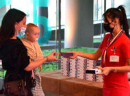 İLK İNGİLİZ KAFİLESİNE LOKUMLU KARŞILAMA