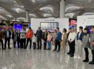 İGA’NIN ”TUVALDEN PİKSELE PROJESİ” TODEV’E BAĞIŞ OLDU