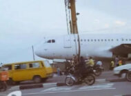 İŞLEK CADDEDE GÖRÜLEN UÇAK KAFALARI KARIŞTIRDI