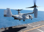 SAVAŞ GEMİSİNE İNERKEN DÜŞEN UÇAĞIN YENİ GÖRÜNTÜLERİ