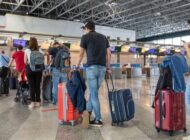 İTALYA’DA YÜZLERCE UÇUŞ İPTAL EDİLDİ