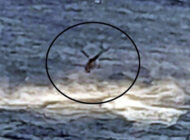 YANGINA MÜDAHALE EDEN HELİKOPTER DENİZE DÜŞTÜ!