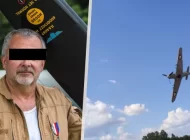 GÖSTERİ YAPAN TARİHİ SAVAŞ UÇAĞI EVİN ÜZERİNE DÜŞTÜ!