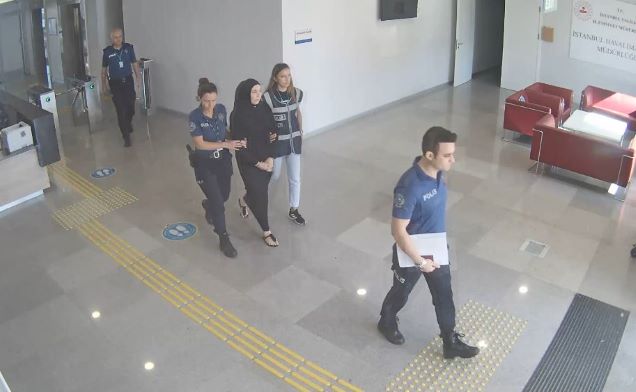 İSTANBUL HAVALİMANI’NDA ÇOK SAYIDA KANSER İLACI YAKALANDI