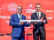 THY’DEN MİLLİ EĞİTİM ÇALIŞANLARINI UÇURAN PROTOKOL