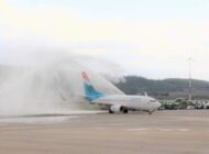 ADNAN MENDERES LUXAIR’İN İLK UÇUŞUNU KARŞILADI