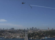 THK UÇAKLARI İSTANBUL’DA SELAMLAMA UÇUŞU YAPTI