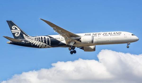 AIR NEW ZEALAND YOLCULARINI UÇUŞTAN ÖNCE TARTACAK