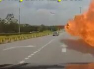 UÇAK OTOYOLA DÜŞTÜ: 10 ÖLÜ