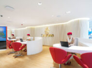 EMIRATES KABİN MEMURU ALIYOR