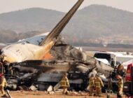 GÜNEY KORE’DE 175 KİŞİYİ TAŞIYAN UÇAK DÜŞTÜ!