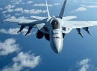 SAVAŞ UÇAĞI OKYANUSA DÜŞTÜ